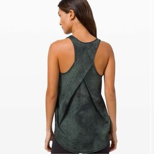 Like New Lululemon Essentials Pleated Tank Top Size 8